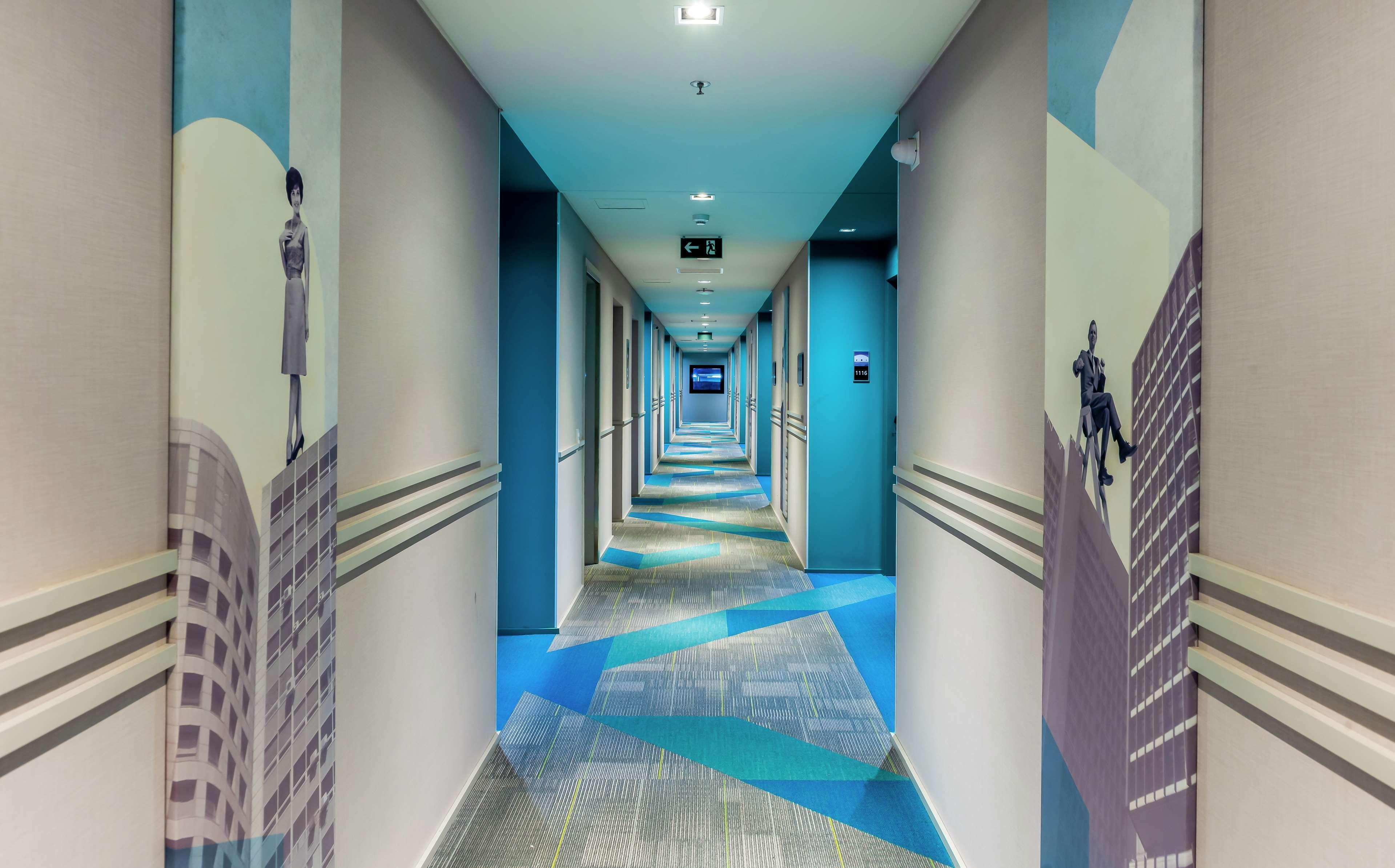 Grand Hyatt Sao Paulo Hotel Exterior foto A corridor at the hotel