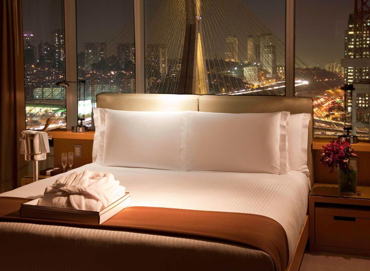 Grand Hyatt Sao Paulo Hotel Exterior foto A bedroom at the Mandarin Oriental, Bangkok